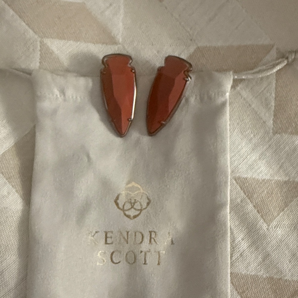 Kendra Scott Orange Arrowhead Earrings
